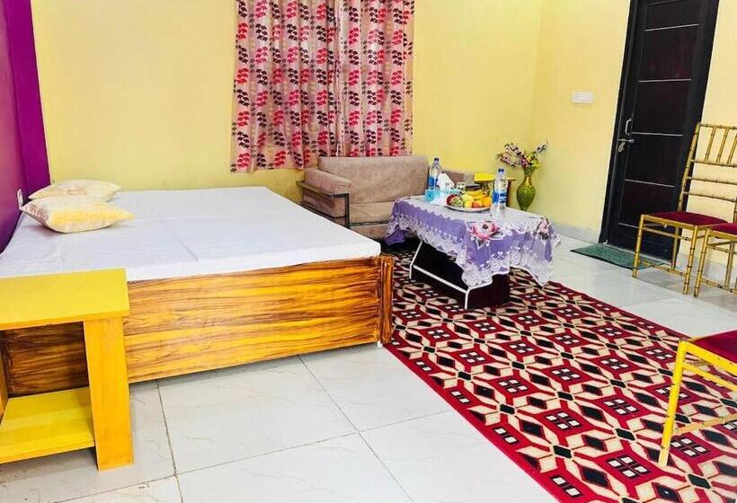 ホテル La Pahi Palace Banquet And Resort