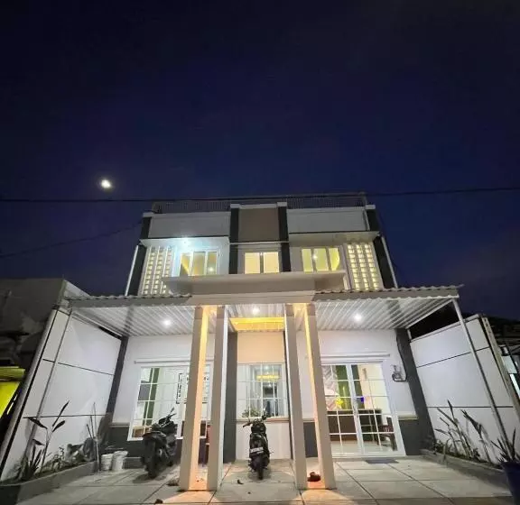 Hotel Summer Inn Karimunjawa