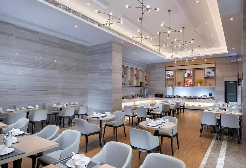 Kyriad Hotel, Shenzhen Baoan International Convention And Exhibition Center National Exhibition