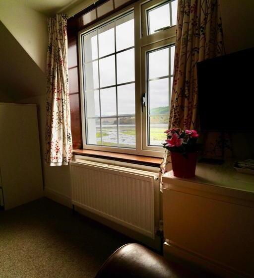 پانسیون Achnamara