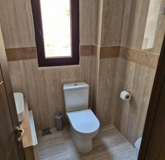 پانسیون Hacienda Farmhouse By The Nest