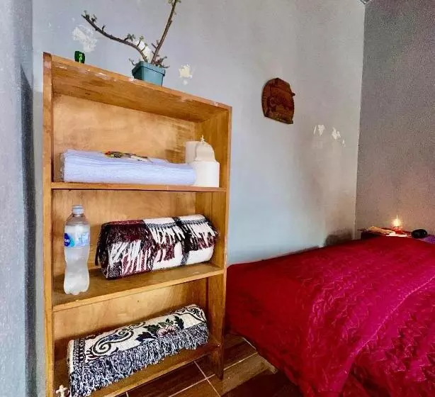 پانسیون Private Room At Hunab Ku Guesthouse