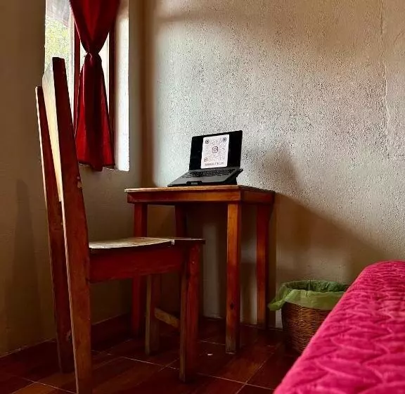 پانسیون Private Room At Hunab Ku Guesthouse