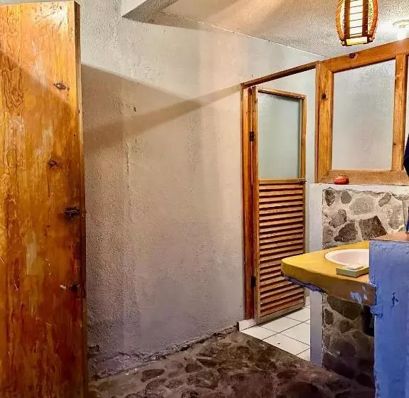 پانسیون Private Room At Hunab Ku Guesthouse