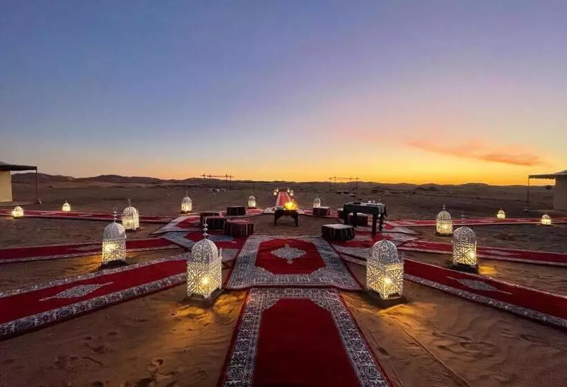 پانسیون Sahara Dunes Luxury Camp