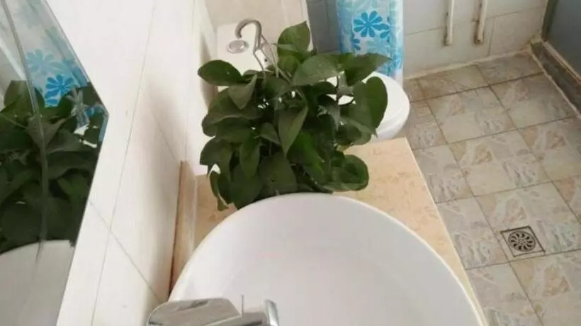 Shell Hotel Taiyuan South Railway Station New Southeast Bus Station