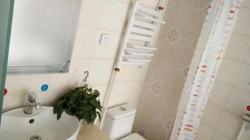 Shell Hotel Taiyuan South Railway Station New Southeast Bus Station