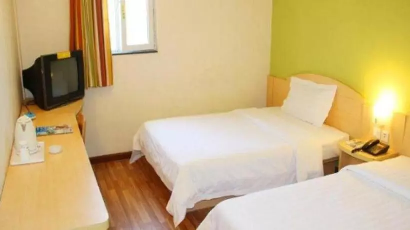 ホテル 7 Days Inn Anqiu Qingyun Mountaion Branch