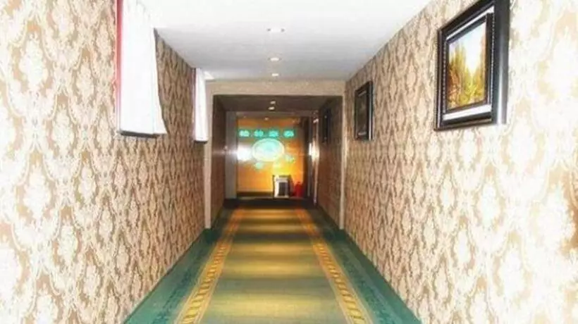 Hotelli Greentree Inn Lvliang Wenshui Zetian Street Shell