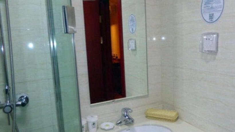 Hotel Greentree Inn Lvliang Wenshui Zetian Street Shell