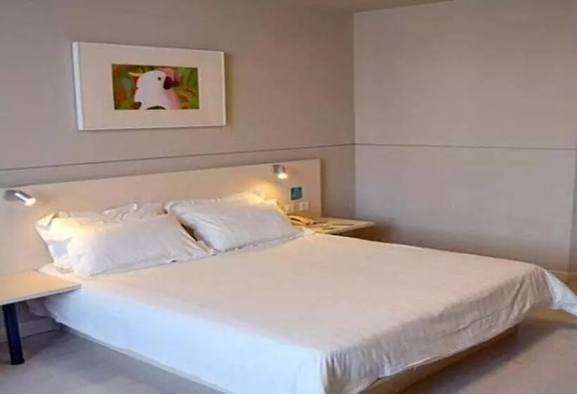 هتل Jinjiang Inn Wuhan Dunkou Sports Center Dongfeng Company Metro Station