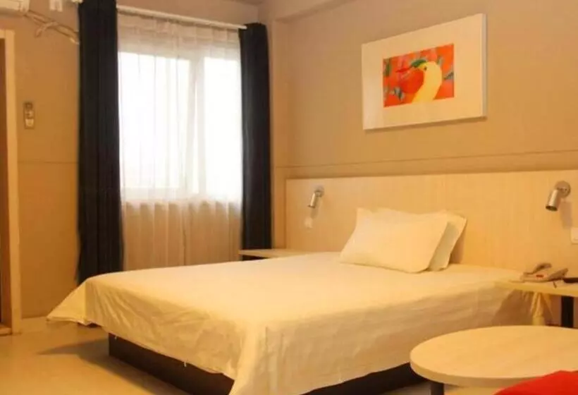 هتل Jinjiang Inn Wuhan Dunkou Sports Center Dongfeng Company Metro Station