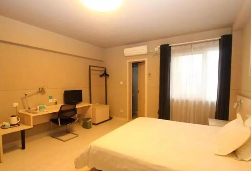 هتل Jinjiang Inn Wuhan Dunkou Sports Center Dongfeng Company Metro Station