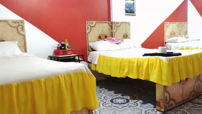 Pension Hostal San Juan De Calderon