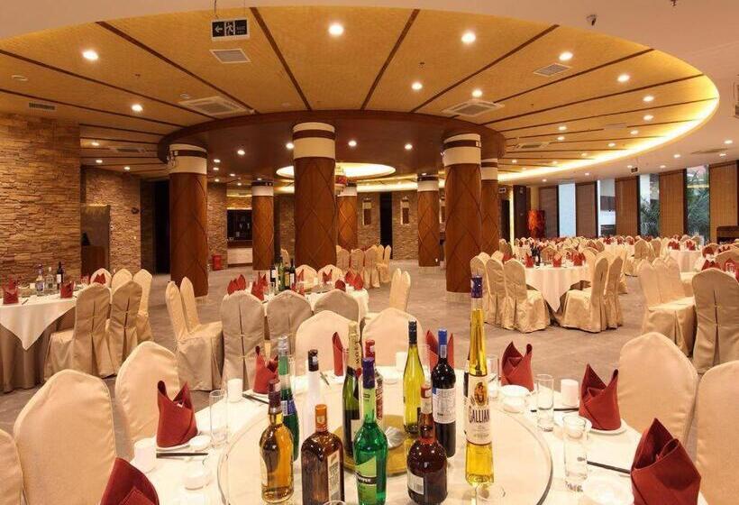 Sanya Haitang Bay Nantian Hot Spring Resort