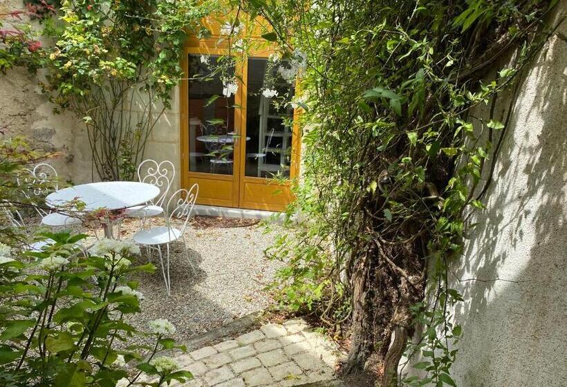 住宿加早餐  Chambre D Hôtes Indépendante Les Agaphantes