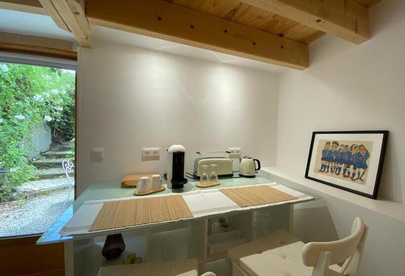 住宿加早餐  Chambre D Hôtes Indépendante Les Agaphantes