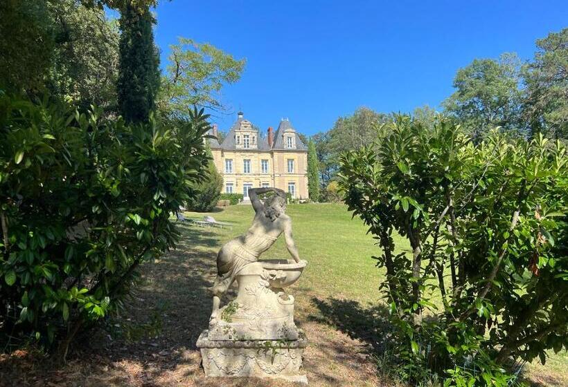 ベッドアンドブレックファースト Château De Marigny