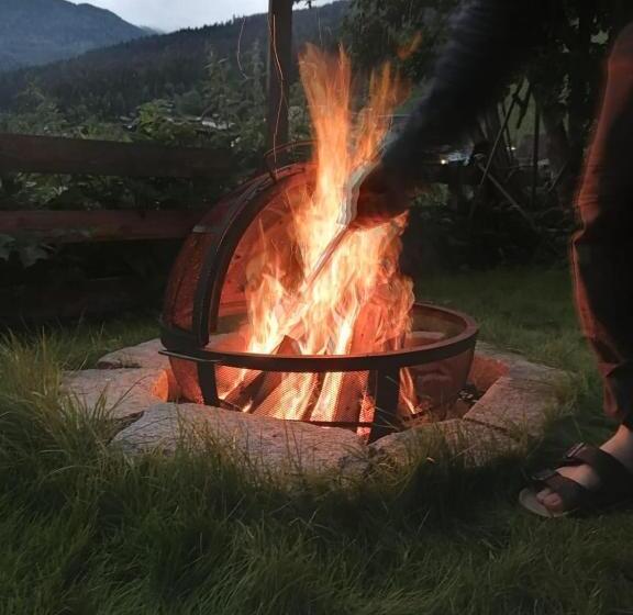 Bed and Breakfast D Hoamatliab