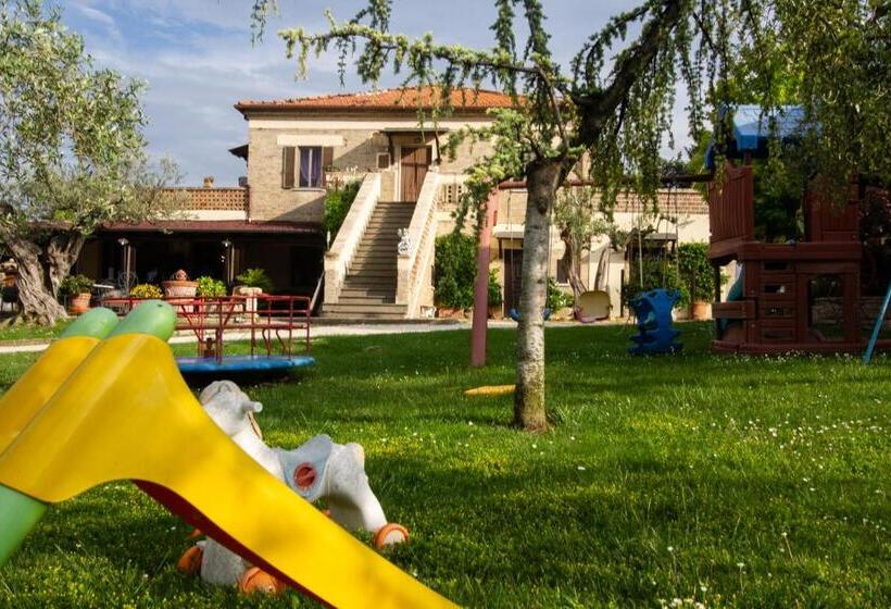 Szálloda Agriturismo La Collinetta