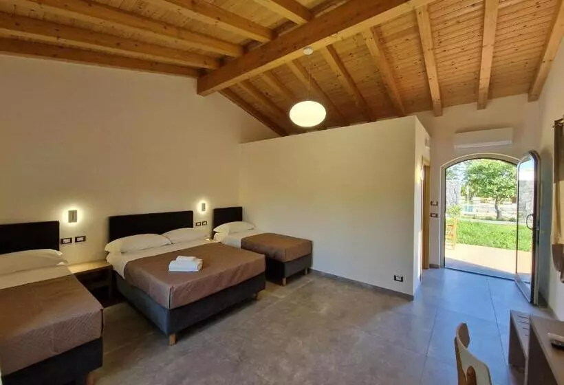 ホテル Agriturismo Lumia Resort