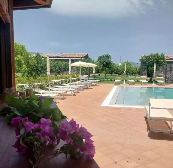 ホテル Agriturismo Lumia Resort
