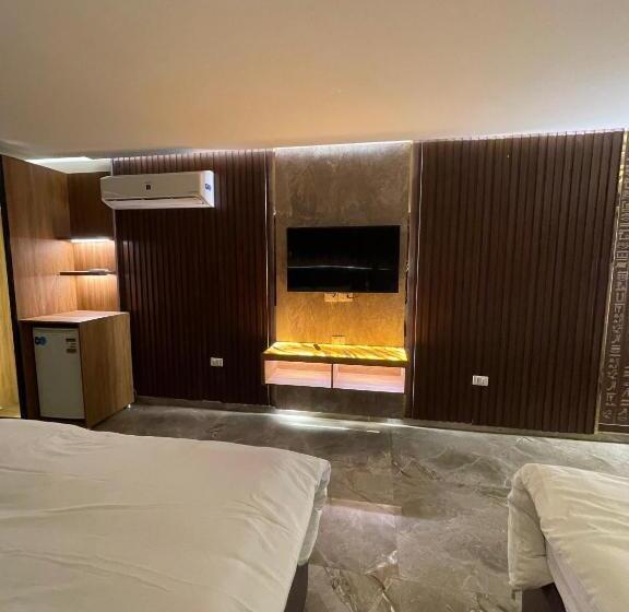 هتل Comfort Inn Sphinx View