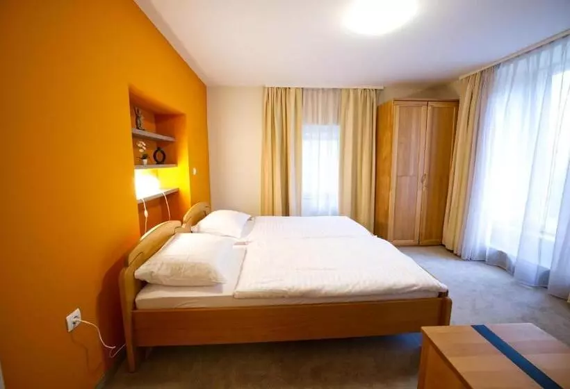 هتل Vila Sofia