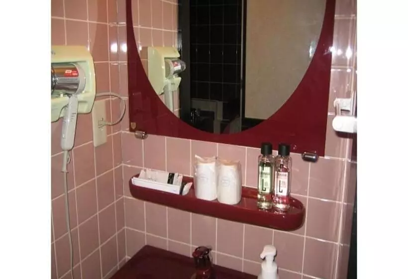 Nishikawaguchi Station Hotel   Vacation Stay 98562v