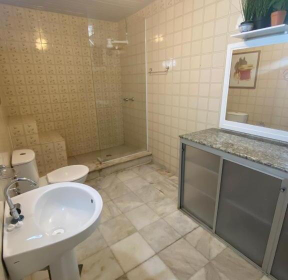 פנסיון Quarto Em Casa Ampla