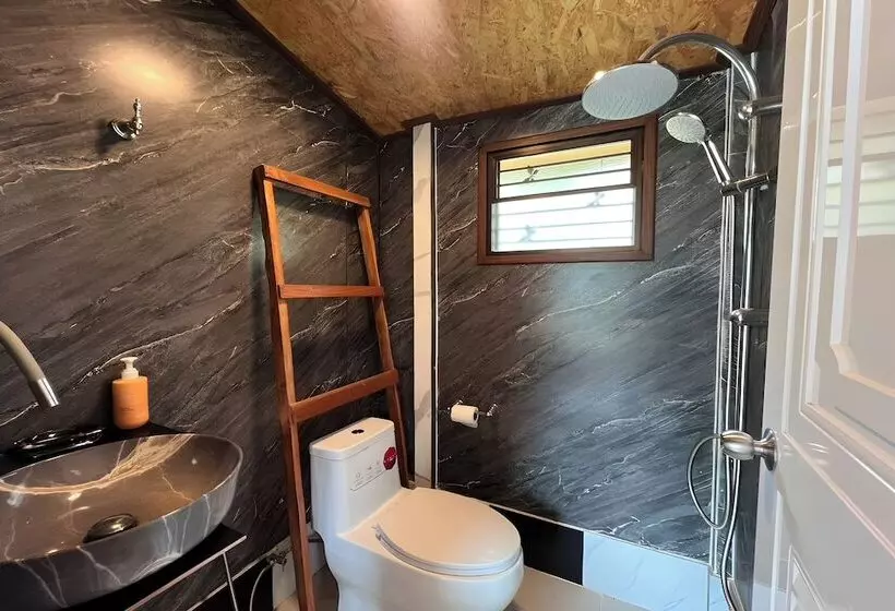 Majatalo Rat Min House