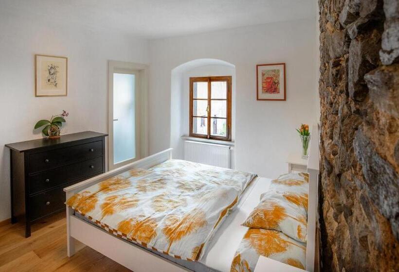 Pension U Farní školy