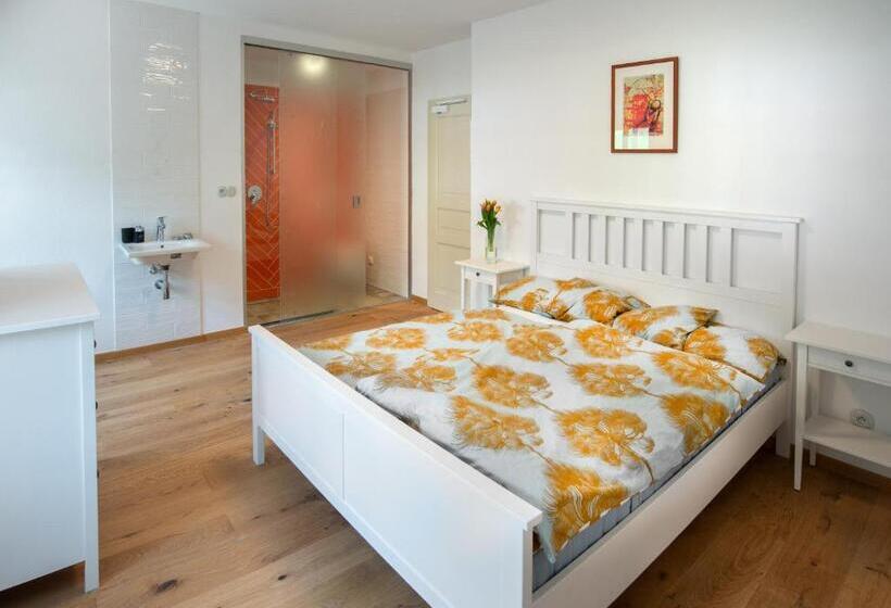 Pension U Farní školy