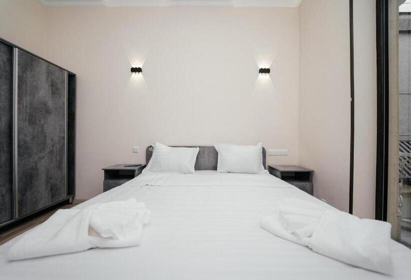 مبيت وإفطار Zaal