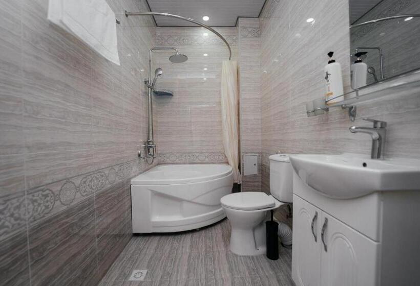 مبيت وإفطار Zaal