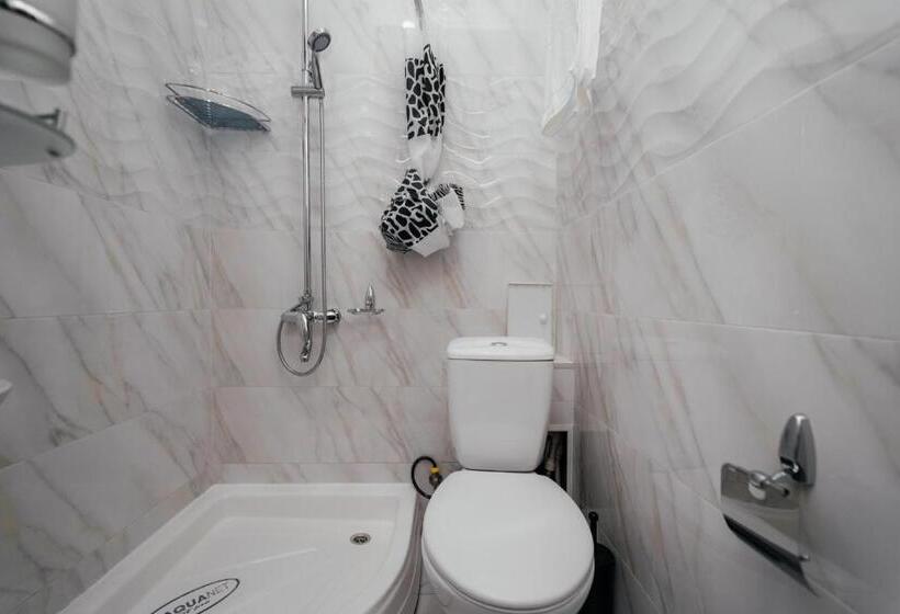 مبيت وإفطار Zaal