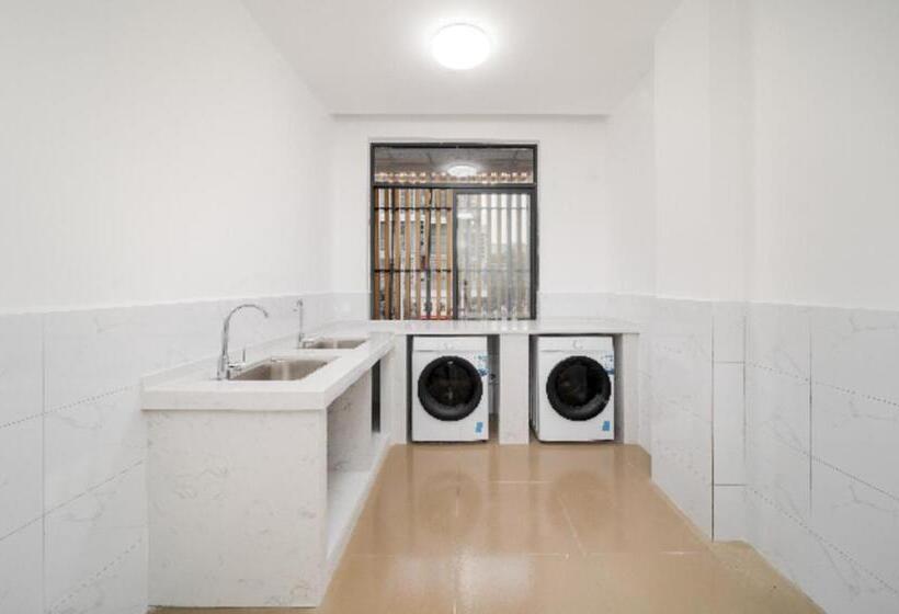 Borrman Hotel Guilin Two Rivers And Four Lakes Beiji Plaza