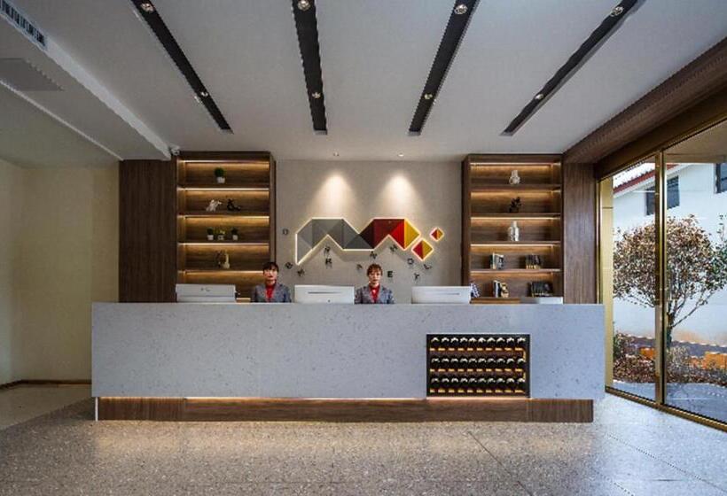 Borrman Hotel Lijiang Ancient Town