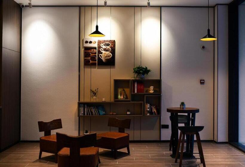 Hanting Hotel Fuzhou East Railway Station