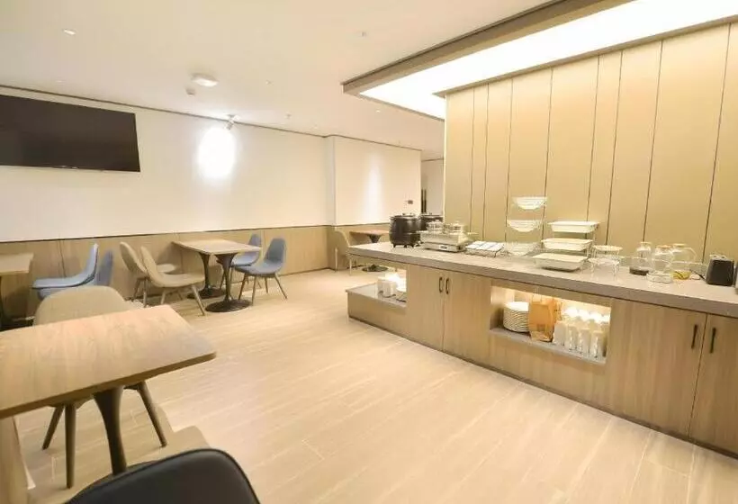 Hanting Hotel Fuzhou East Railway Station