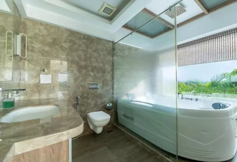 ホテル Energise Soul Retreat Trimbakeshwar Nashik
