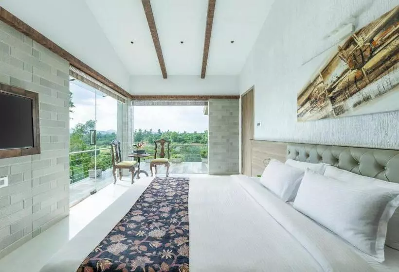 ホテル Energise Soul Retreat Trimbakeshwar Nashik