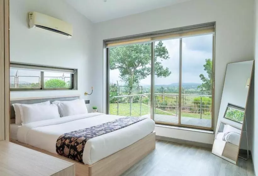 ホテル Energise Soul Retreat Trimbakeshwar Nashik