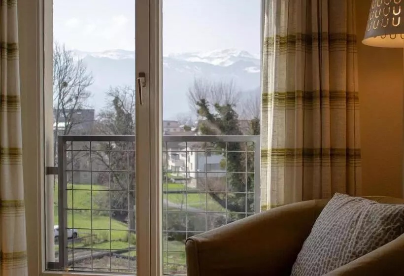 هتل Haus Gutenberg