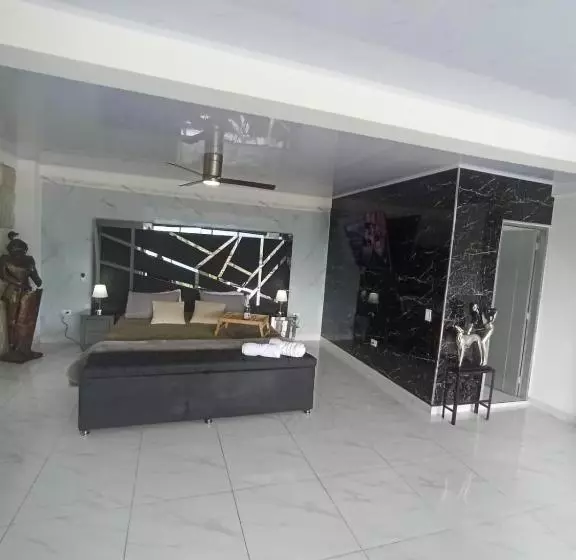 Majatalo Deluxe Gc Suite 201