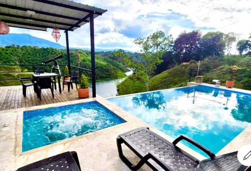 Majatalo Deluxe Gc Suite 201