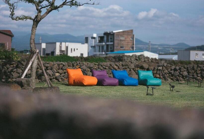 Pensione Jayouhaneun Private House