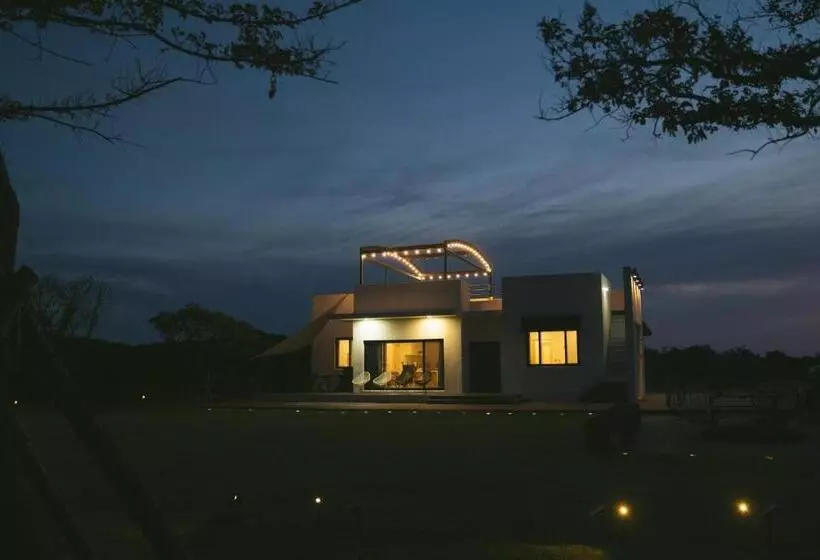 Majatalo Jayouhaneun Private House