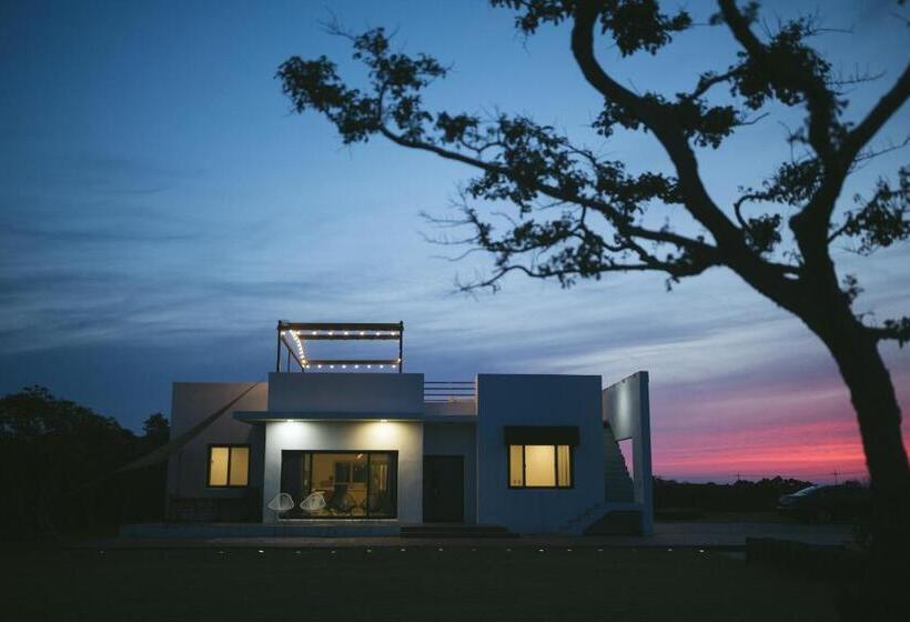 Pensione Jayouhaneun Private House