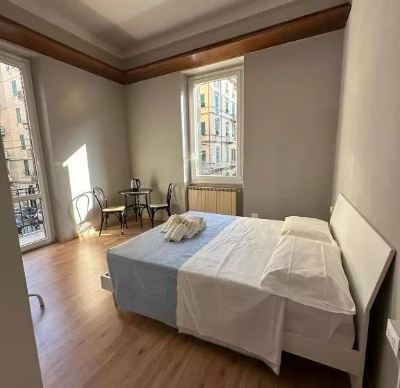 پانسیون Redamare Suites
